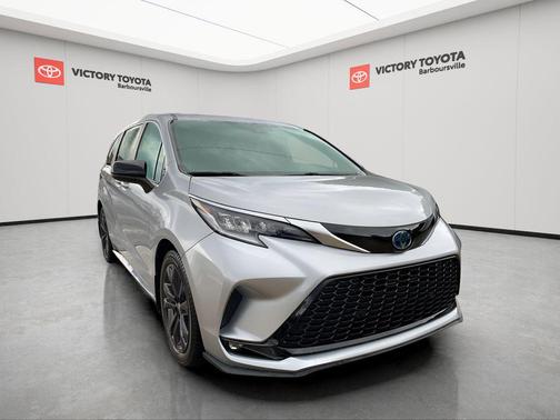 2023 Toyota Sienna XSE 7 Passenger