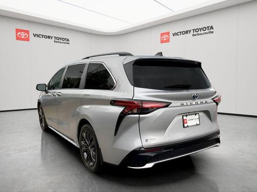 2023 Toyota Sienna XSE 7 Passenger