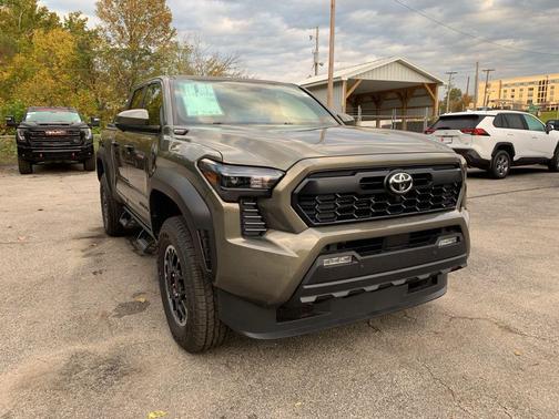 2025 Toyota Tacoma TRD Off Road