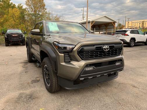 2025 Toyota Tacoma TRD Off Road