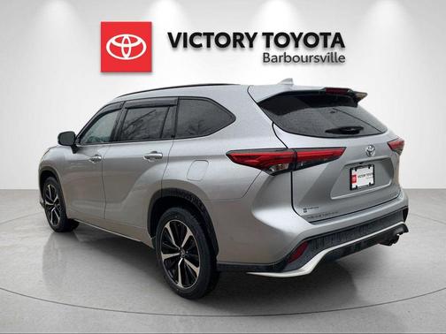 2022 Toyota Highlander XSE