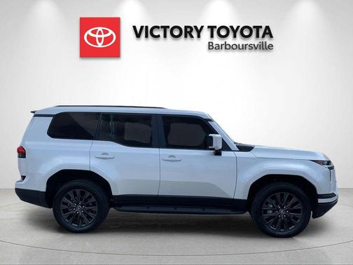White Pearl 2024 Lexus GX 550 Premium