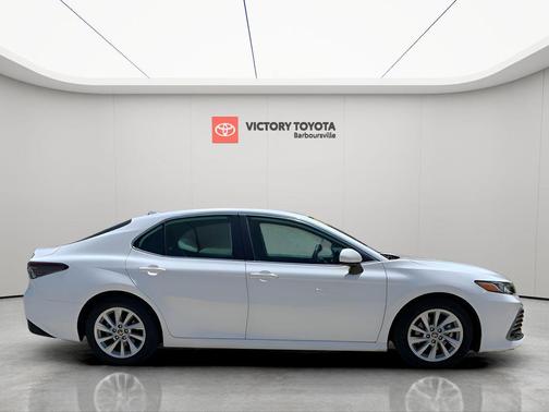 White 2022 Toyota Camry LE