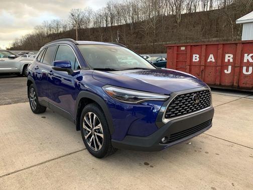 2024 Toyota Corolla Cross XLE