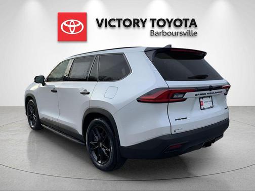 2026 Toyota Highlander Hybrid Base