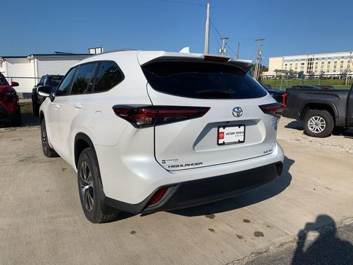 2026 Toyota Highlander XLE