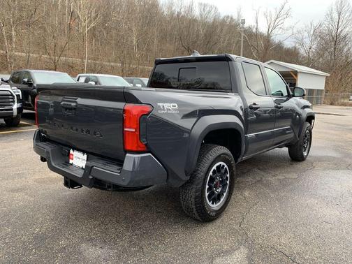 2025 Toyota Tacoma TRD Off Road