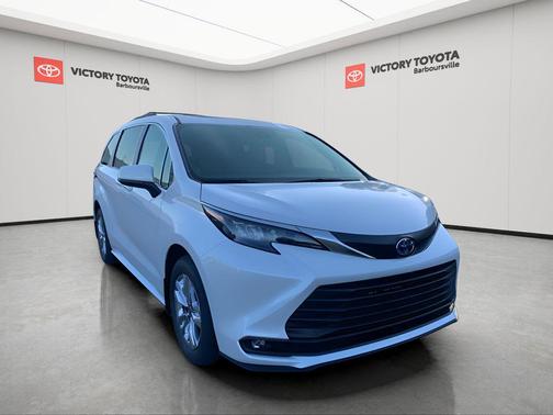 2025 Toyota Sienna XLE 7 Passenger