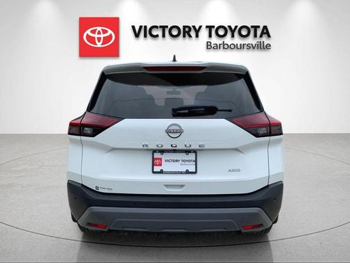 Glacier White 2023 Nissan Rogue S