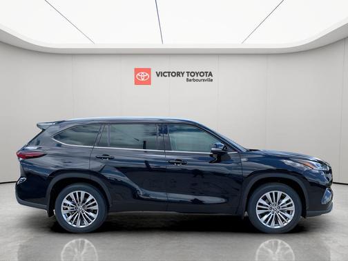 2025 Toyota Highlander Platinum