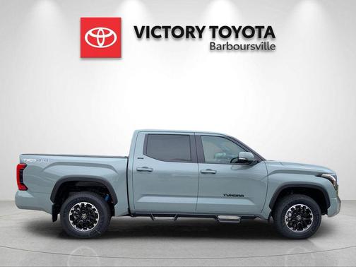 Lunar 2026 Toyota Tundra SR5