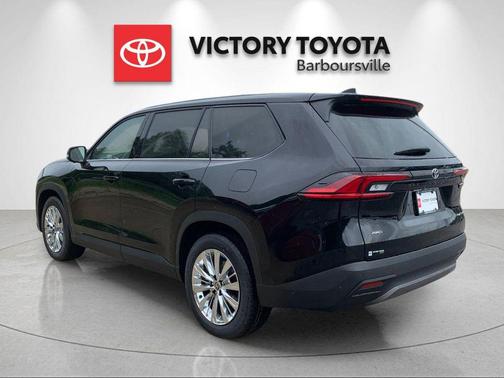 Midnight Black Metallic 2026 Toyota Grand Highlander Platinum