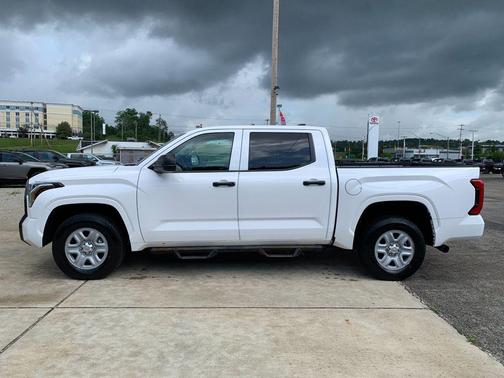Ice Cap 2023 Toyota Tundra SR