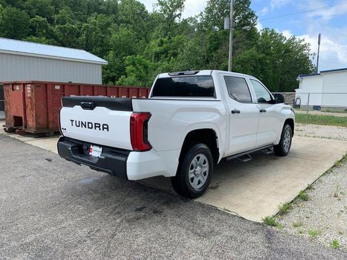 Ice Cap 2023 Toyota Tundra SR