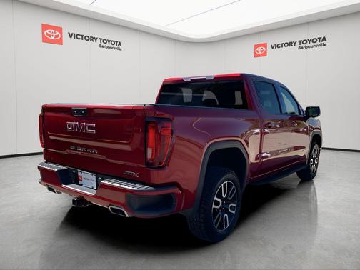 2021 GMC Sierra 1500 AT4