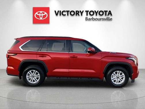 2023 Toyota Sequoia SR5