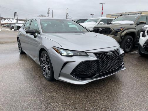 2019 Toyota Avalon XSE