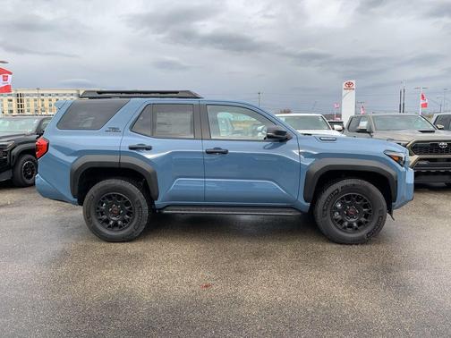 2025 Toyota 4Runner TRD Off Road