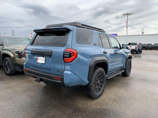 2025 Toyota 4Runner TRD Off Road