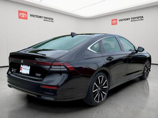 2023 Honda Accord Hybrid Touring