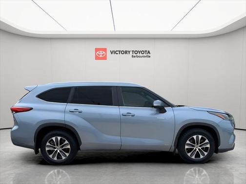 2021 Toyota Highlander Hybrid XLE