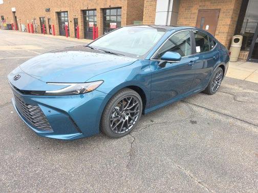 Ocean 2026 Toyota Camry XLE