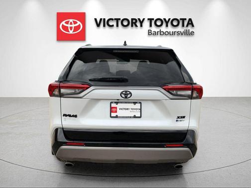 2025 Toyota RAV4 Hybrid SE