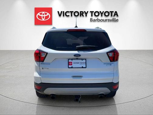 White Platinum Metallic Tri-Coat 2019 Ford Escape Titanium