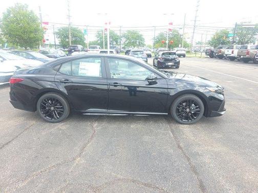 Midnight Black Metallic 2026 Toyota Camry SE