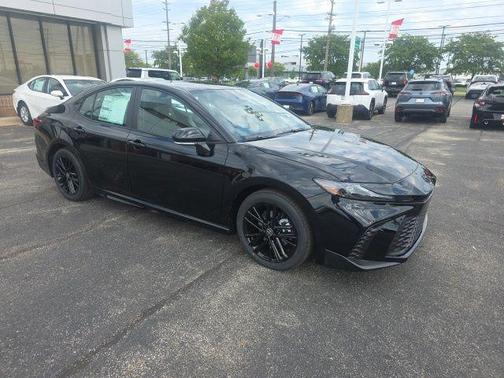 Midnight Black Metallic 2026 Toyota Camry SE