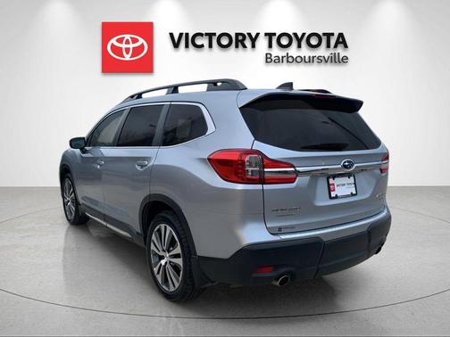 2022 Subaru Ascent Limited 8-Passenger