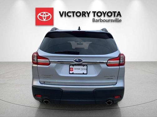 2022 Subaru Ascent Limited 8-Passenger