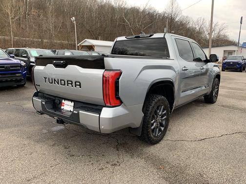 2023 Toyota Tundra Platinum