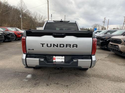 2023 Toyota Tundra Platinum