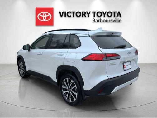 2024 Toyota Corolla Cross XLE