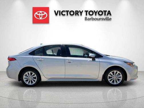 Classic Silver Metallic 2025 Toyota Corolla LE