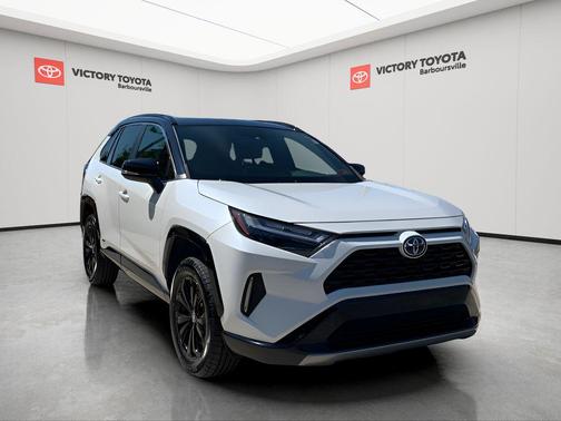 2022 Toyota RAV4 Hybrid SE