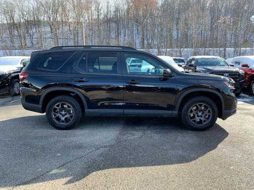 2025 Honda Pilot TrailSport