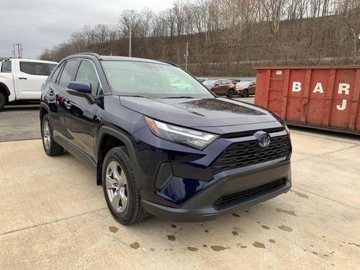 2022 Toyota RAV4 Hybrid XLE