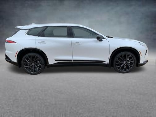 2025 Toyota Crown Signia Limited