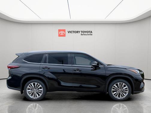2025 Toyota Highlander Platinum
