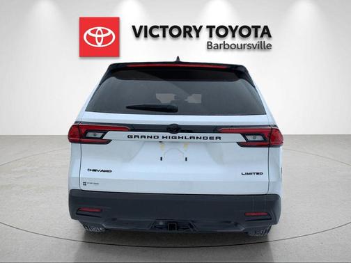 2026 Toyota Highlander Hybrid Base