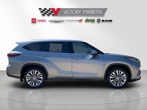 Heavy Metal 2025 Toyota Highlander Platinum