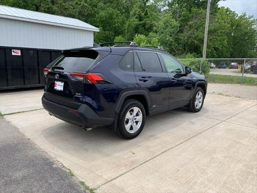 2020 Toyota RAV4 Hybrid XLE