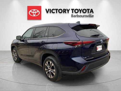2024 Toyota Highlander Hybrid XLE