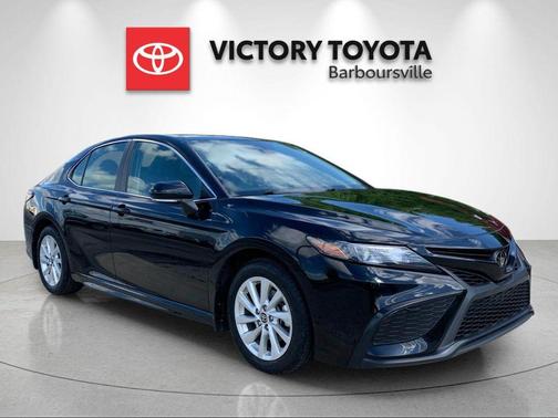 Midnight Black 2024 Toyota Camry SE