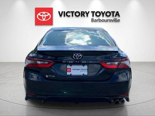 Midnight Black 2024 Toyota Camry SE