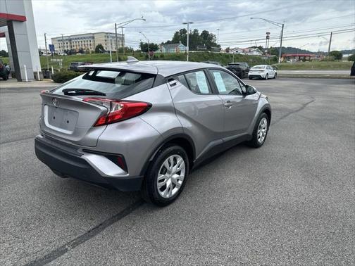 Silver Knockout Metallic 2020 Toyota C-HR LE