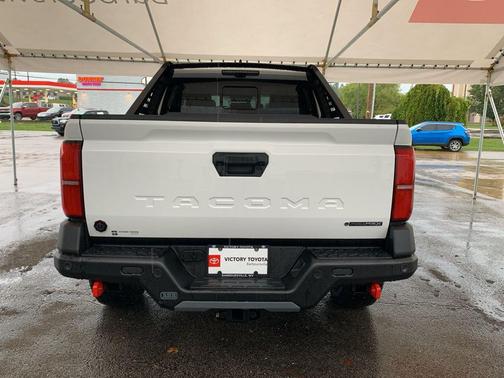 2025 Toyota Tacoma Hybrid Trailhunter
