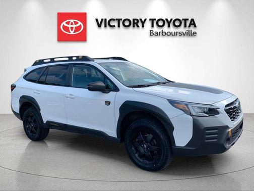 Crystal White Pearl 2023 Subaru Outback Wilderness